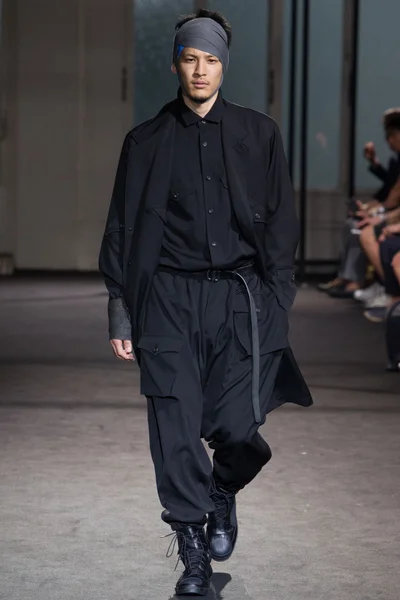 Look 33